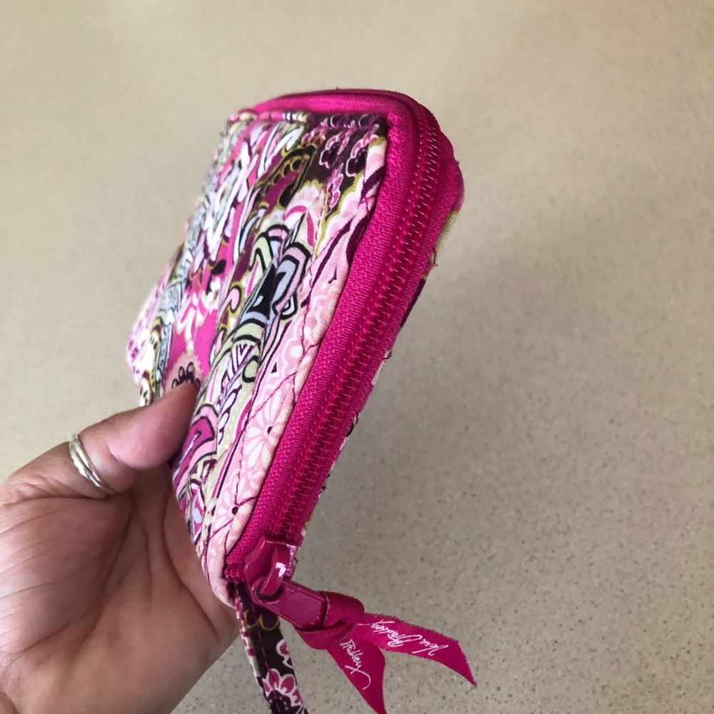 🌸Vera Bradley Wristlet Wallet 🌸 - Picture 3 of 12